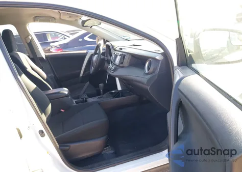 2017 Toyota Rav4 Le z USA, uszkodzony, nr VIN 2T3ZFREV8HW397575